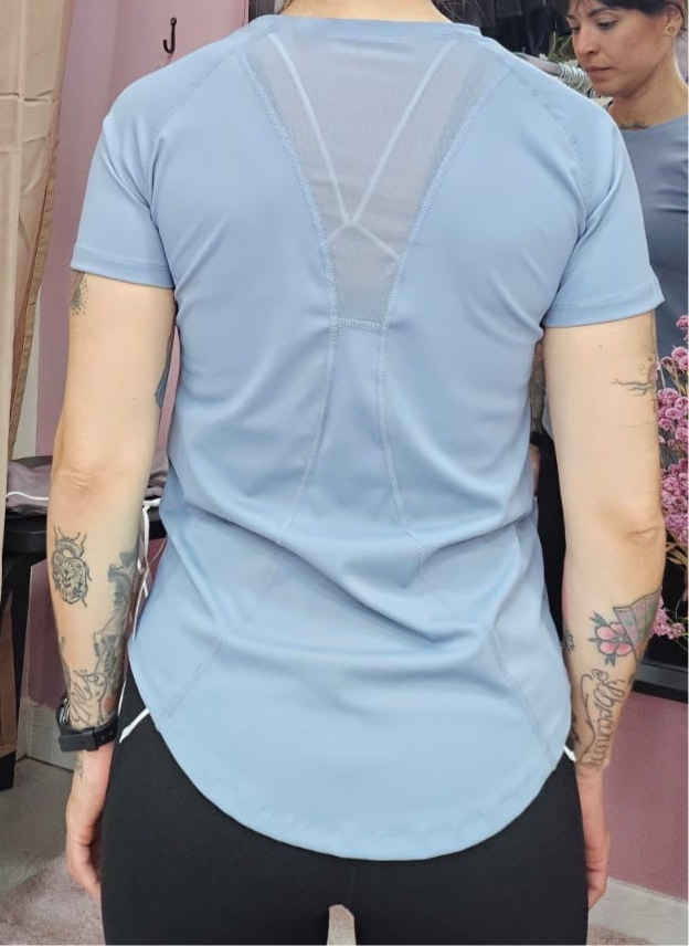 CAMISETA KORA AZUL CLARO