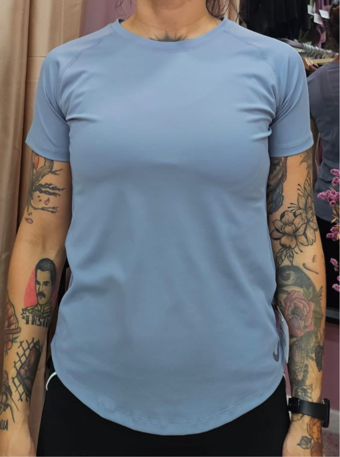 CAMISETA KORA AZUL CLARO